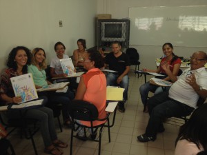 Professores cursistas do PARFOR durante atividade do curso.