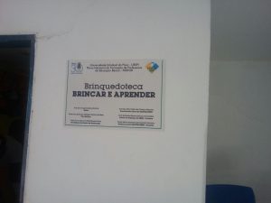 Placa de inauguração da Brinquedoteca PARFOR/UESPI do Campus de Corrente.